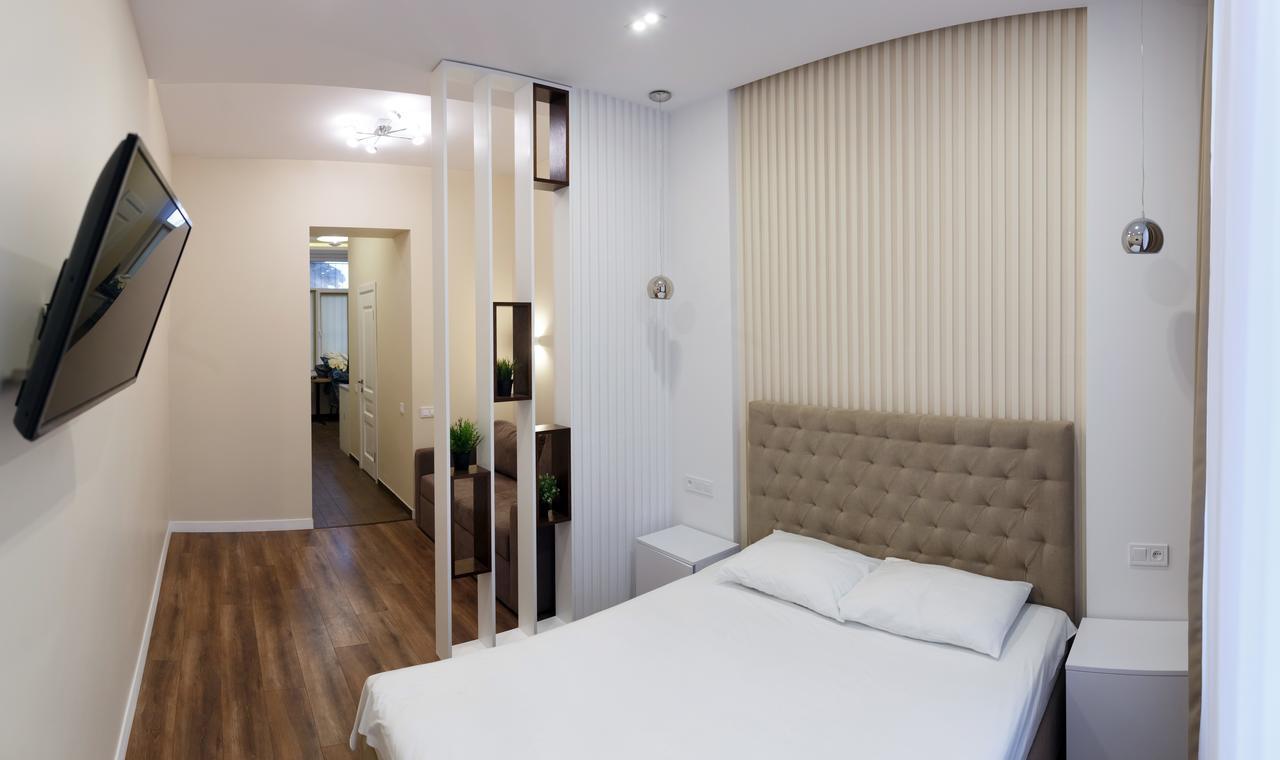 Charming Apartment In The City Center Lviv Extérieur photo